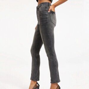 NEW GOOD‎ AMERICAN Seamed Good Classic Black Jeans GCS625 Size 0/25